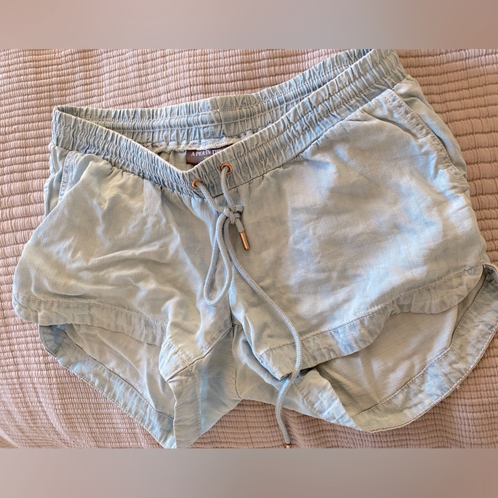 Pea in the Pod Underbelly Denim Short - light wash